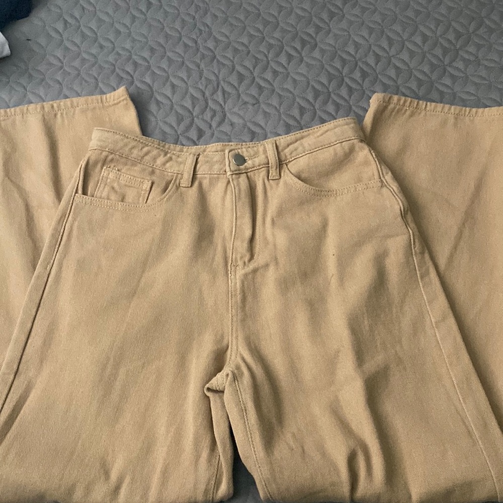 Khaki boyfriend jeans